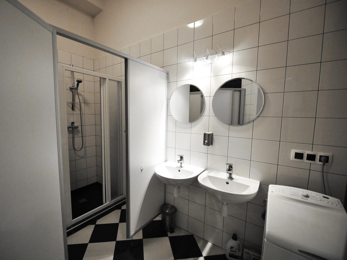4Rooms Hostel Liov Exterior foto
